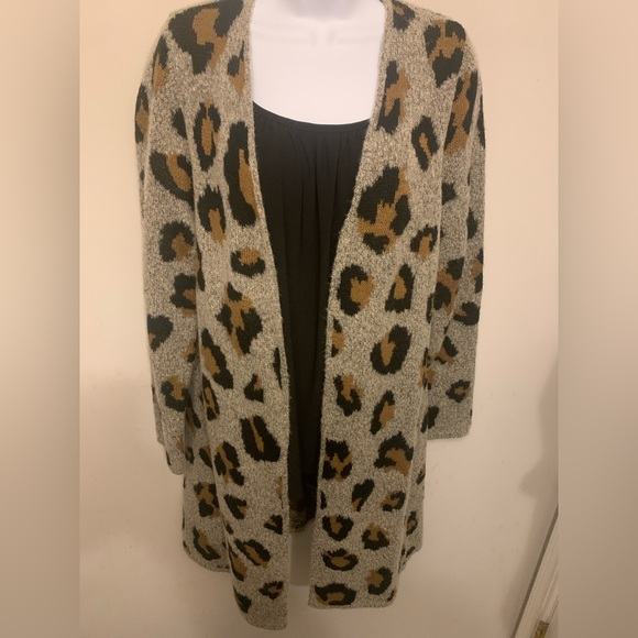 NWOT Apt 9 Animal Print Long Open Front Cardigan Sz Medium - Picture 3 of 10